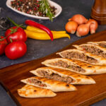 Kıymalı Kır Pidesi